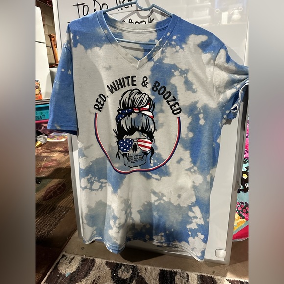 Tops - Women’s Red White & boozed V-neck shirt